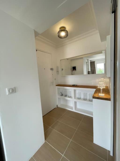 Apartment Des Pins *